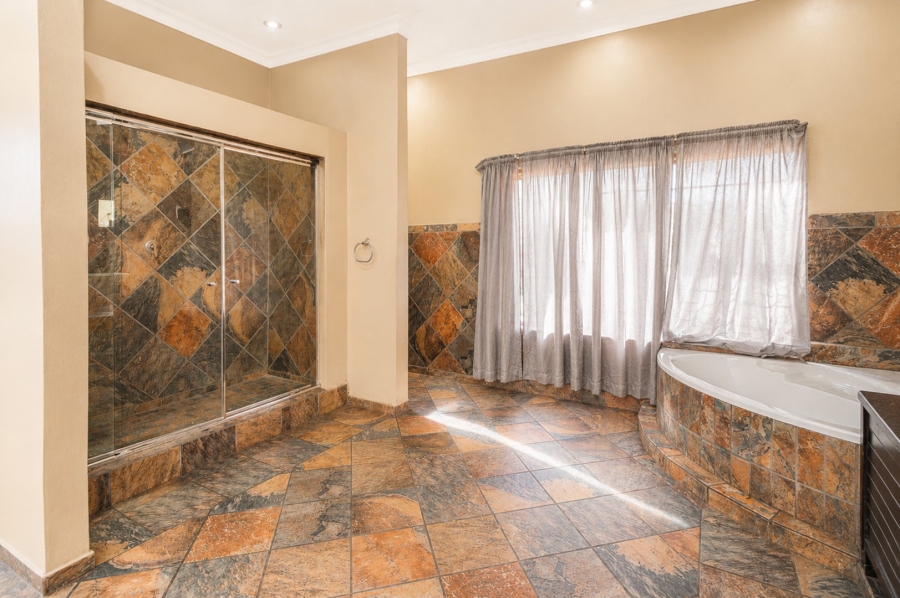 5 Bedroom Property for Sale in Brits North West